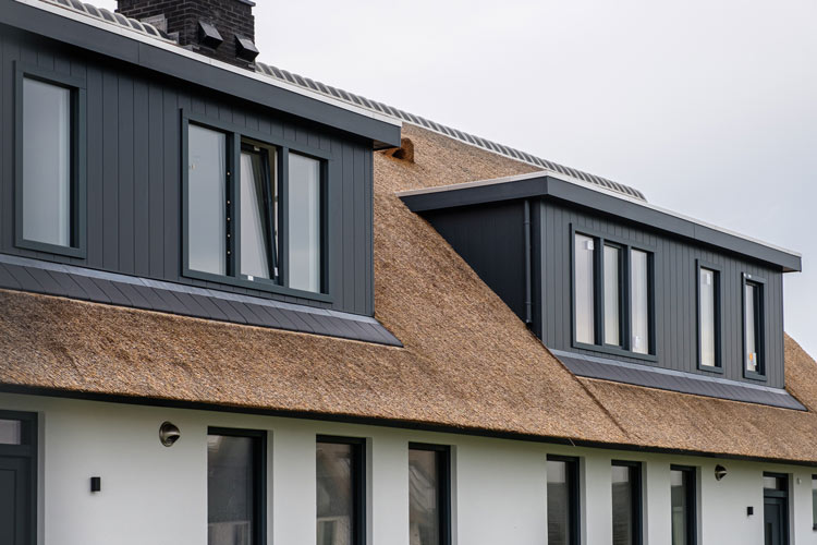 Wil je meer ruimte en licht in je woning? Een kunststof dakkapel van Vinke Kozijnen is dé oplossing!